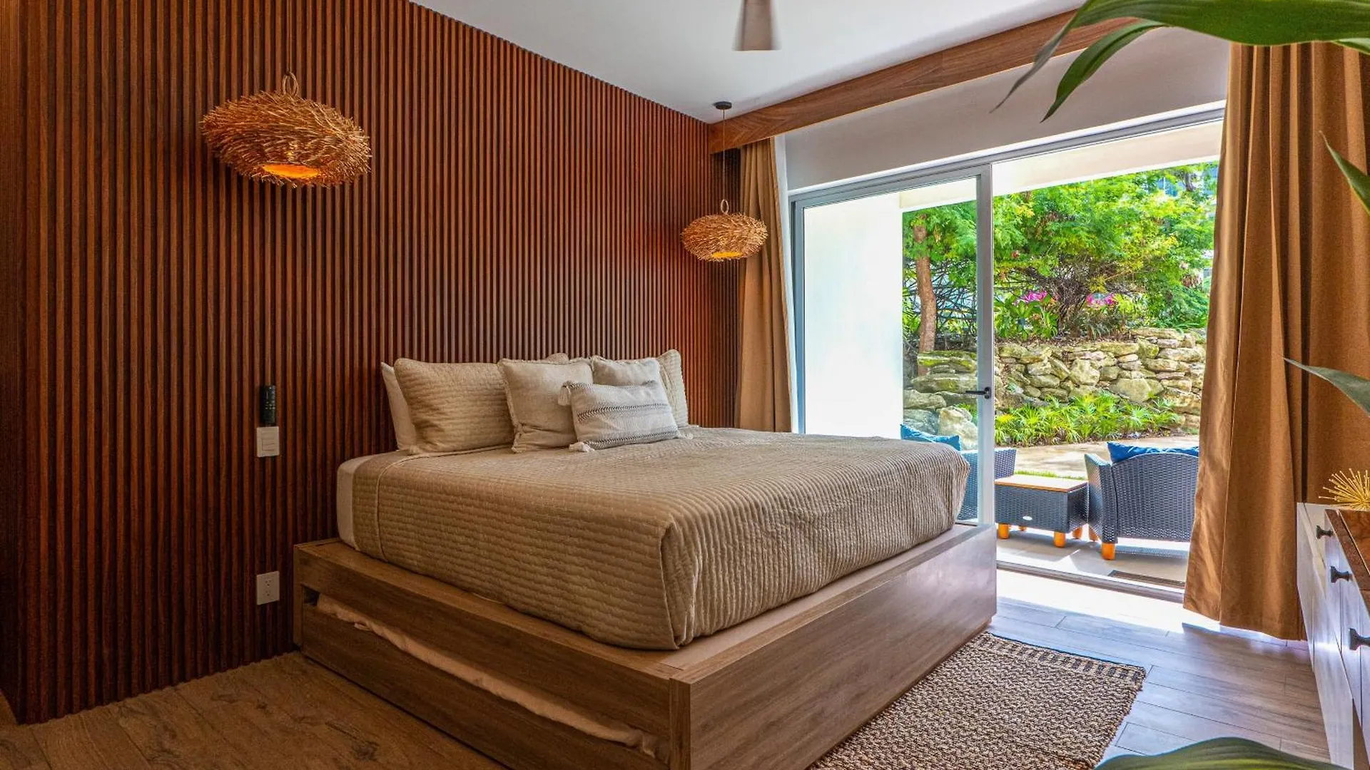 Wooden Retreat Hotel Playa del Carmen