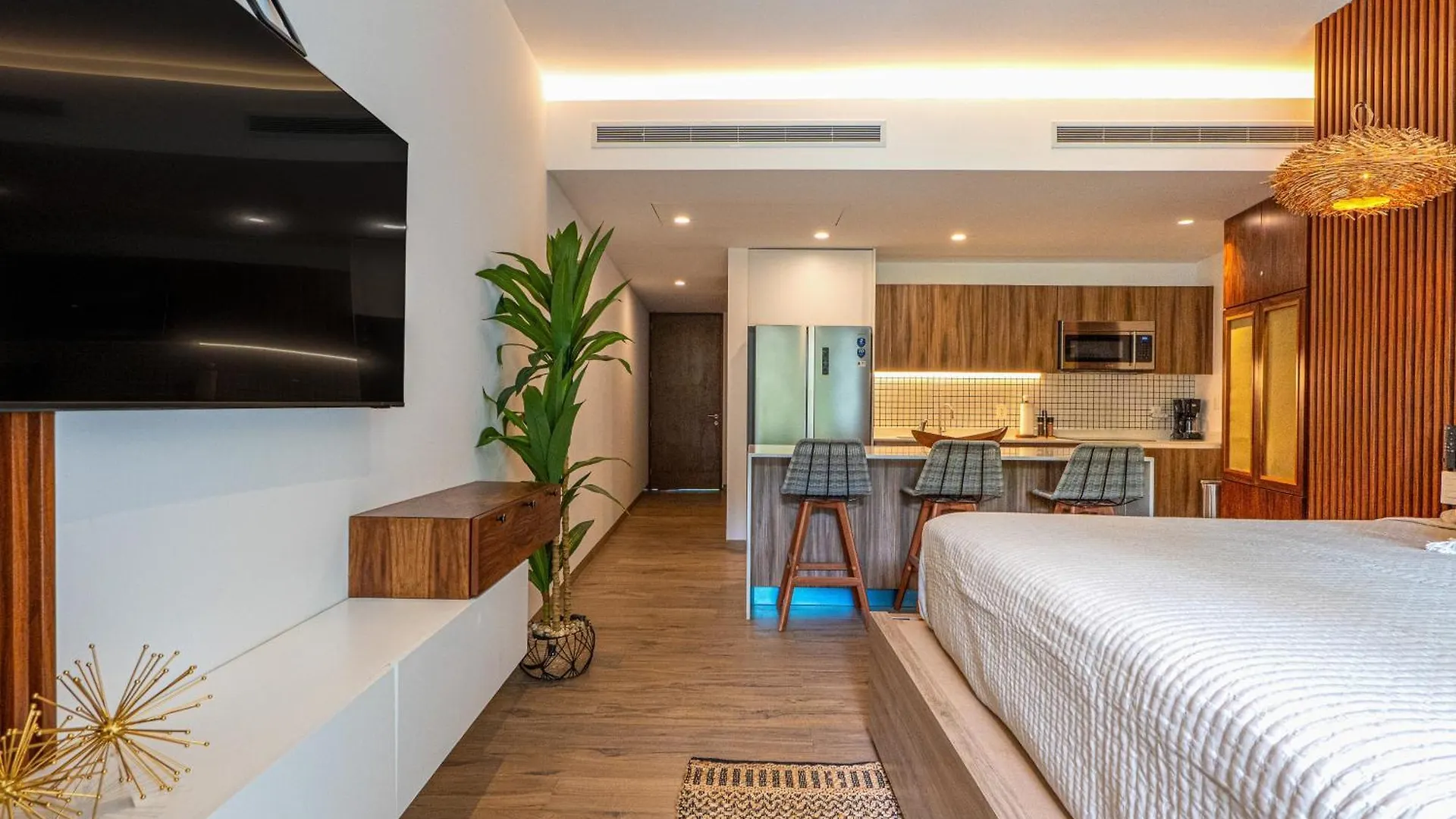 Wooden Retreat Hotel Playa del Carmen