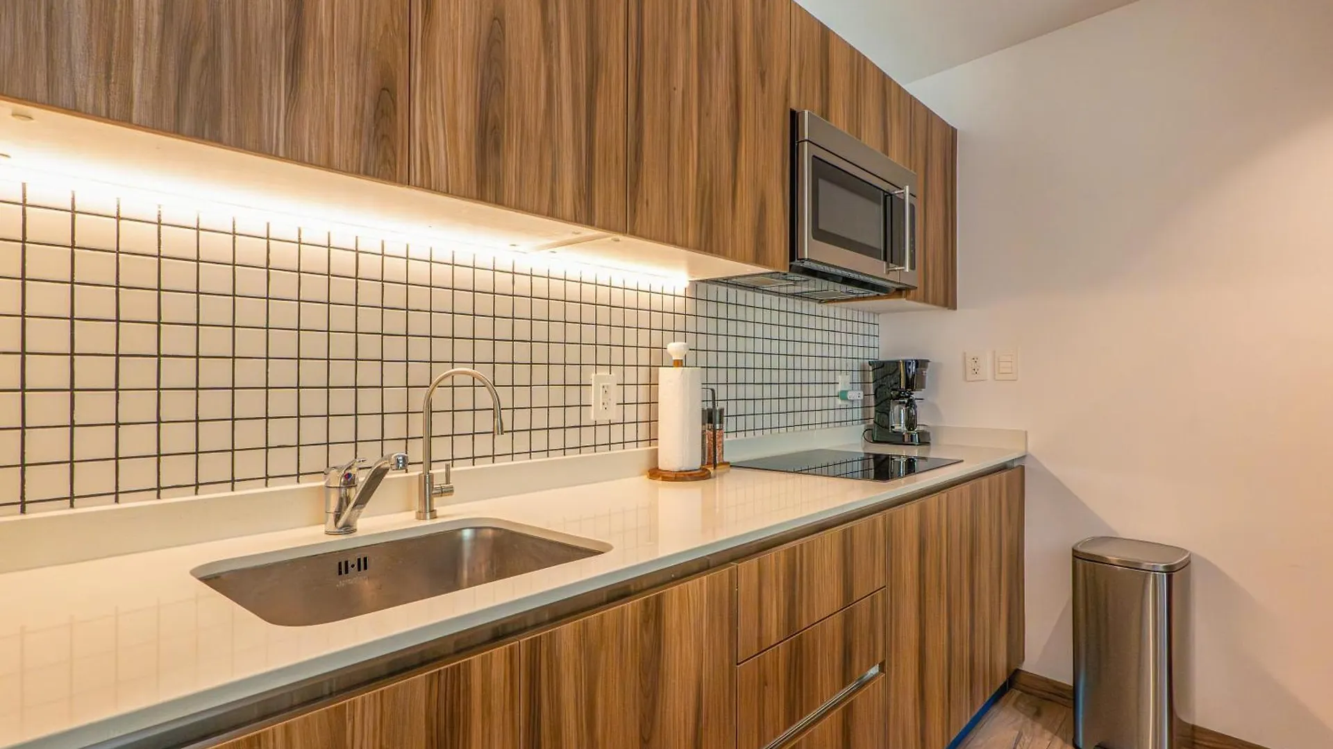 Wooden Retreat Hotel Playa del Carmen