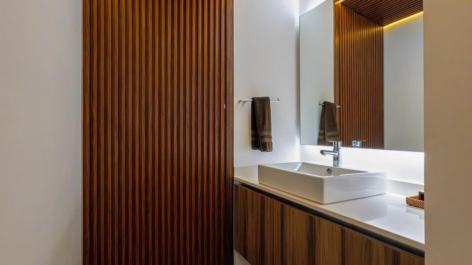 Hotel Wooden Retreat Playa del Carmen 0*,  Messico